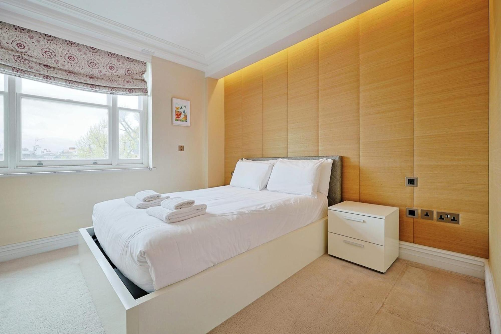 Charming 1Br 1 Study Flat On Queens Gate Londres Exterior foto